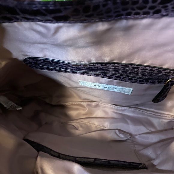 NineWest Very Soft Alligator print Purple Magnetic Clutch closure. Ready to ship - Picture 7 of 7